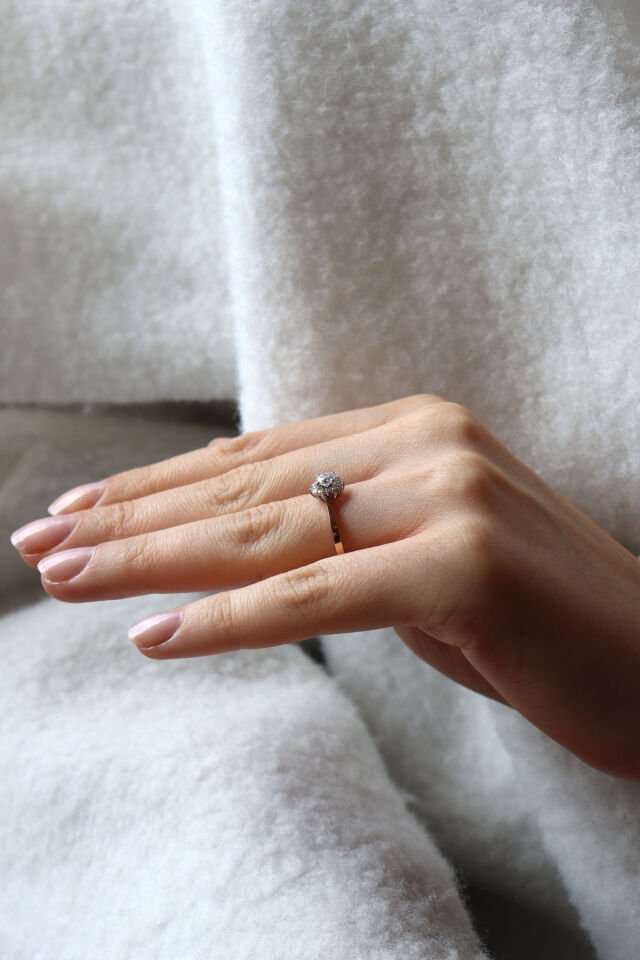 0.45 Ct Luna Pırlanta Yüzük