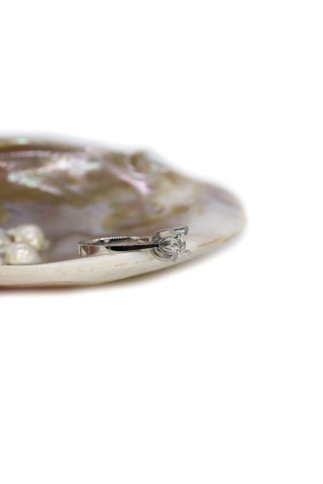 0.90 Ct Tektaş Pırlanta Yüzük