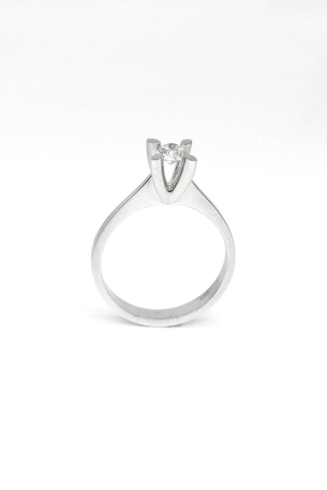 0.30 ct Pırlanta Tektaş Yüzük