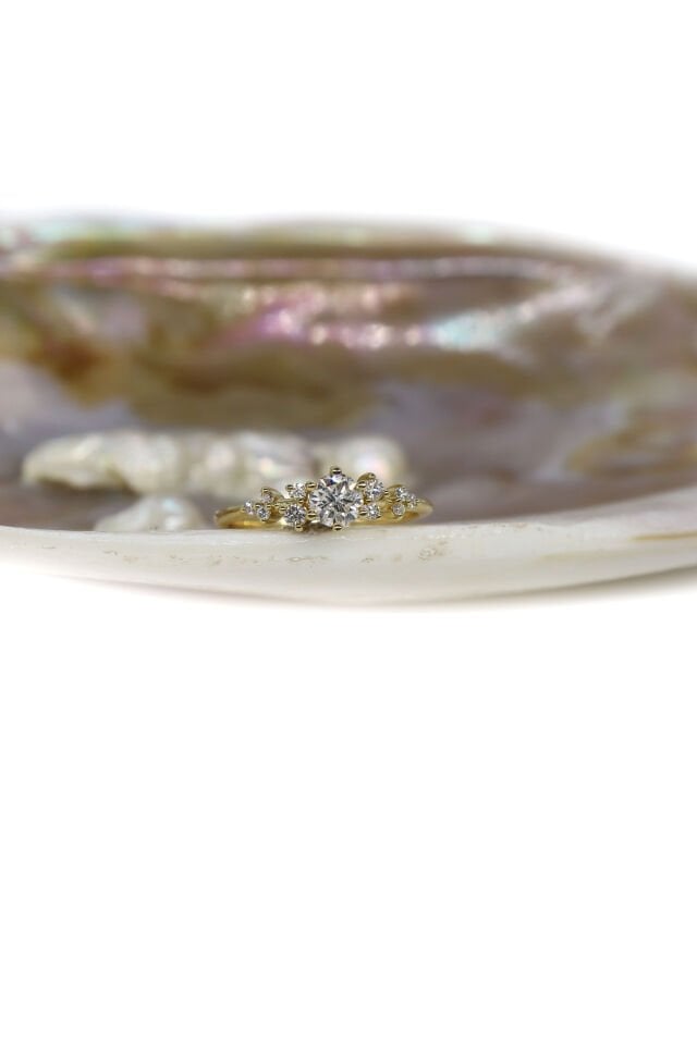 0.60 Ct Asimetri Pırlanta Yüzük