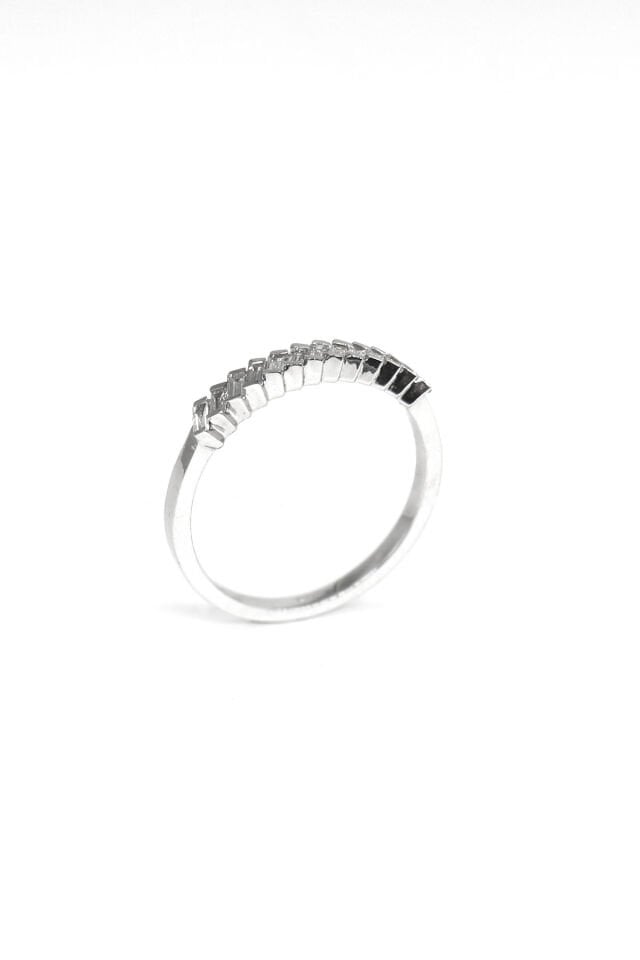 0.20 ct Baget Yarımtur Pırlanta Yüzük