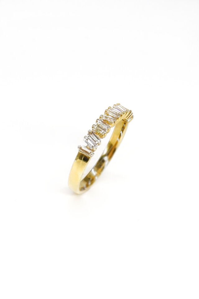 0.35 ct Baget Yarımtur Pırlanta Yüzük