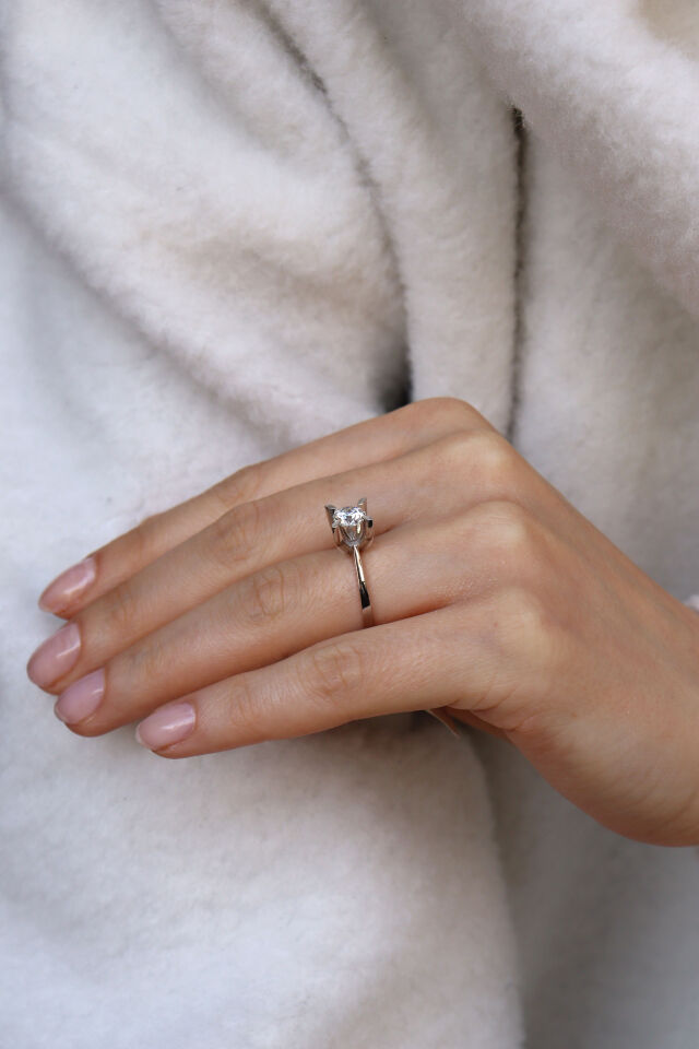0.86 Ct Tektaş Pırlanta Yüzük