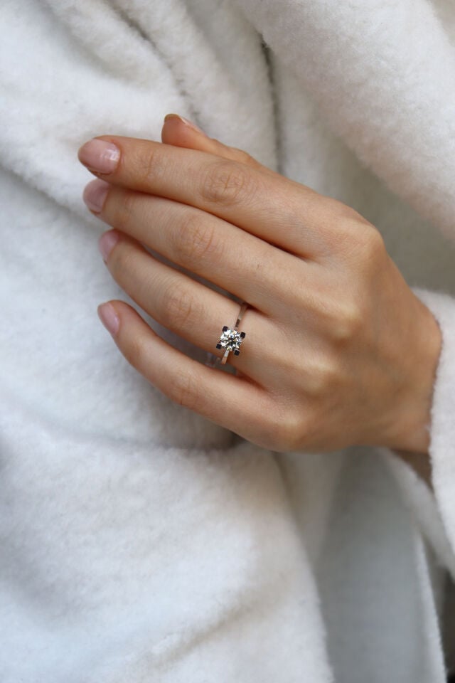 0.90 Ct Tektaş Pırlanta Yüzük